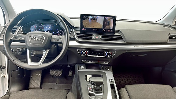 Audi Q5 10 of 12