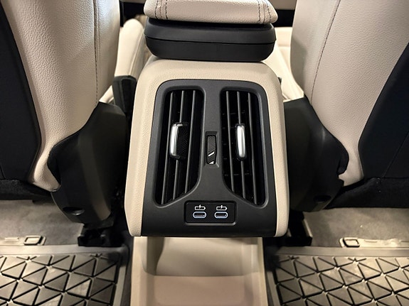 BMW X1 18 of 20