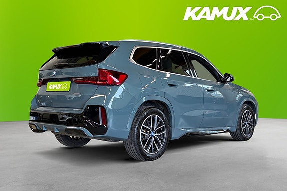 BMW X1 4 of 5