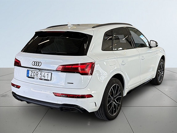 Audi Q5 6 of 19