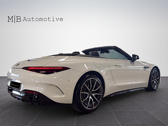 Mercedes-Benz SL43 6 of 23
