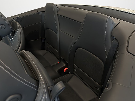 Mercedes-Benz SL43 15 of 23