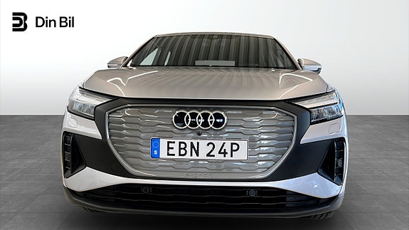 Audi Q4 Sportback e-tron 4 of 5
