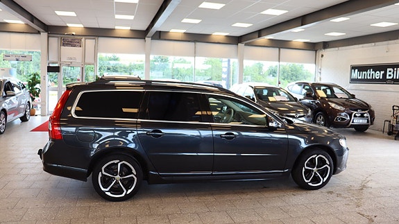 Volvo V70 6 of 14