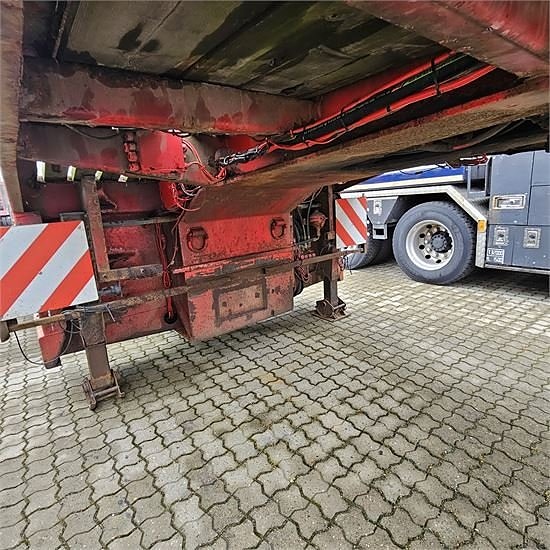 Doll Low loader - with pull-out extension 16 of 29