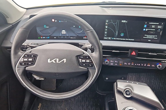 Kia EV6 8 of 18
