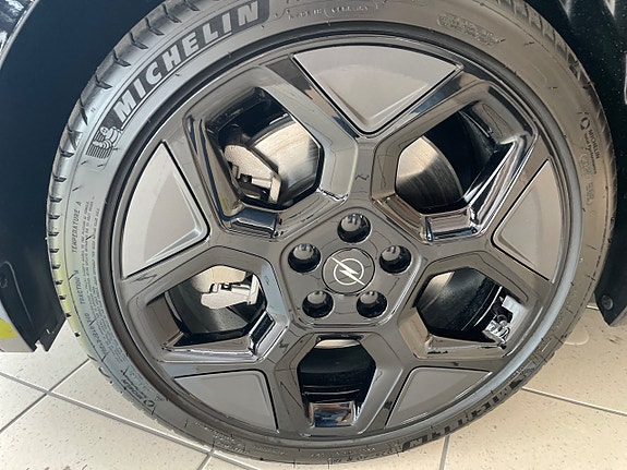Opel Astra 15 of 17