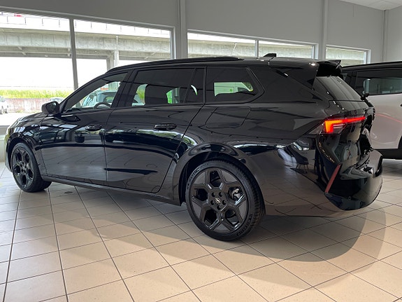 Opel Astra 6 of 17