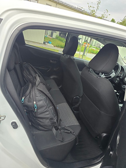 Toyota Yaris 6 of 6