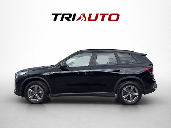 BMW X1 3 of 5