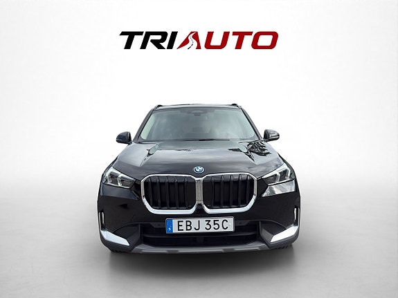 BMW X1 2 of 5