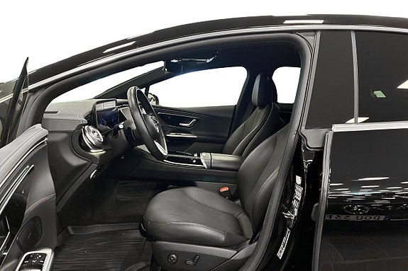 Mercedes-Benz EQE300 7 of 23