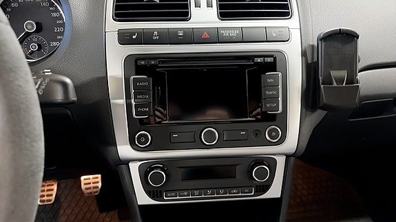 Volkswagen Polo 9 of 12