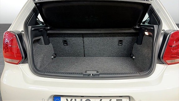 Volkswagen Polo 12 of 12