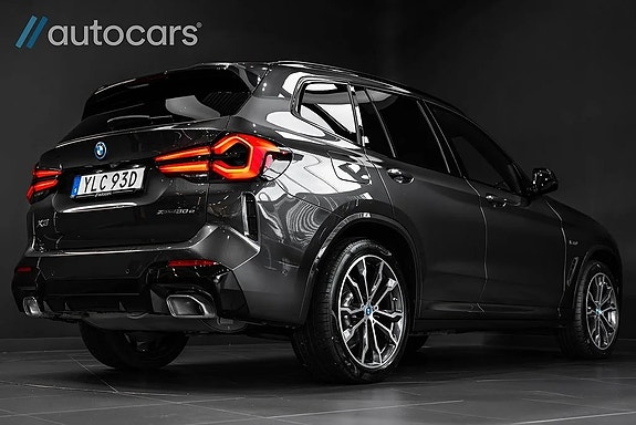 BMW X3 3 of 30