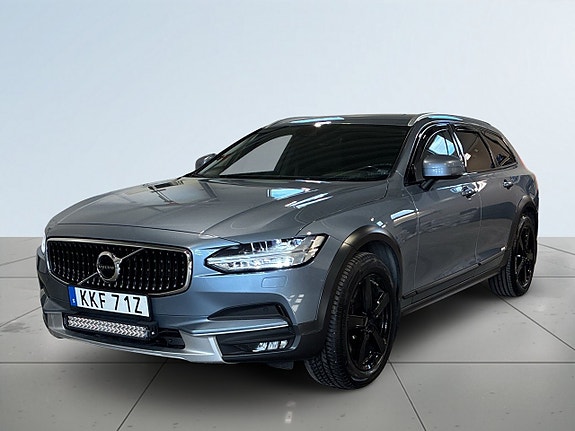 Volvo V90 Cross Country 22 of 22