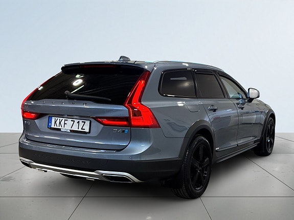 Volvo V90 Cross Country 5 of 5