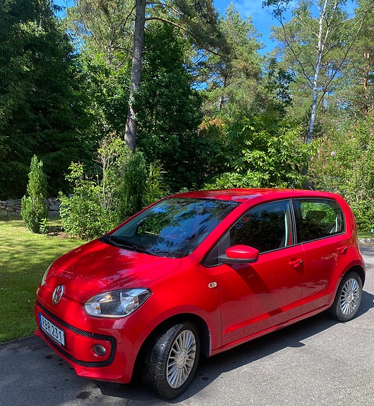 Volkswagen UP! 5 of 5