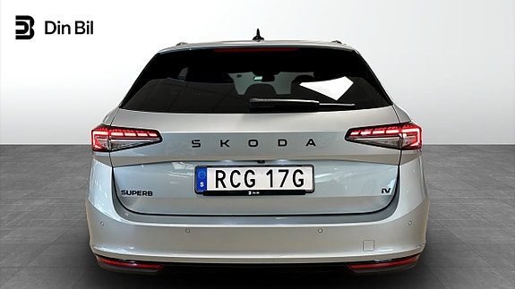 Skoda Superb 5 of 5