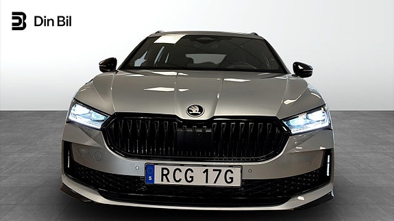 Skoda Superb 4 of 5