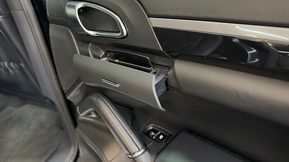 Porsche Cayenne 20 of 23