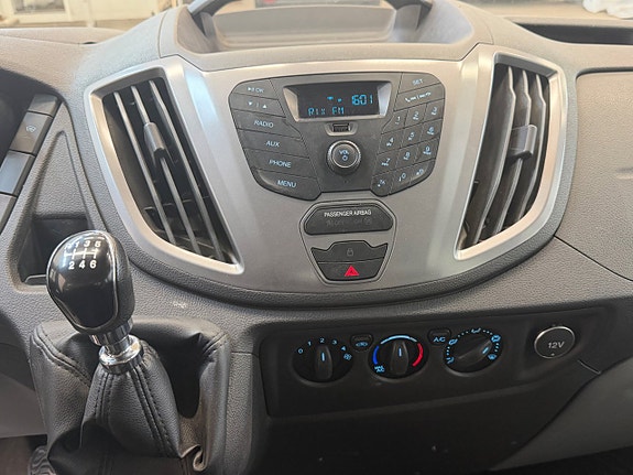 Ford Transit 11 of 15