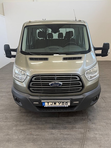 Ford Transit 3 of 5