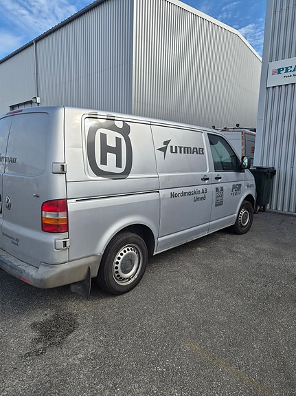 Volkswagen Transporter 2 of 5
