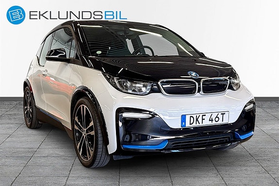 BMW i3 4 of 5
