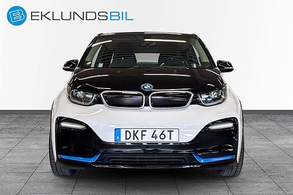 BMW i3 3 of 5