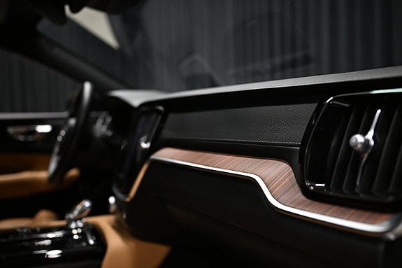 Volvo V60 26 of 30