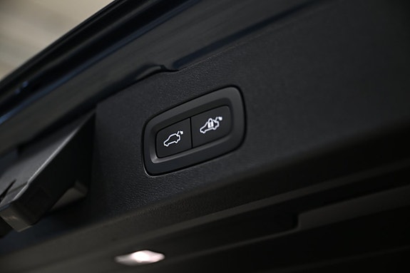 Volvo V60 19 of 30