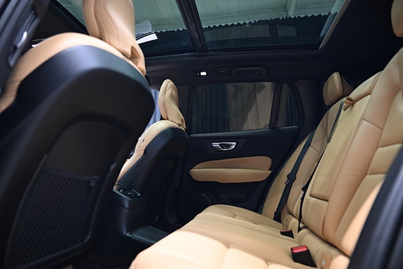 Volvo V60 14 of 30