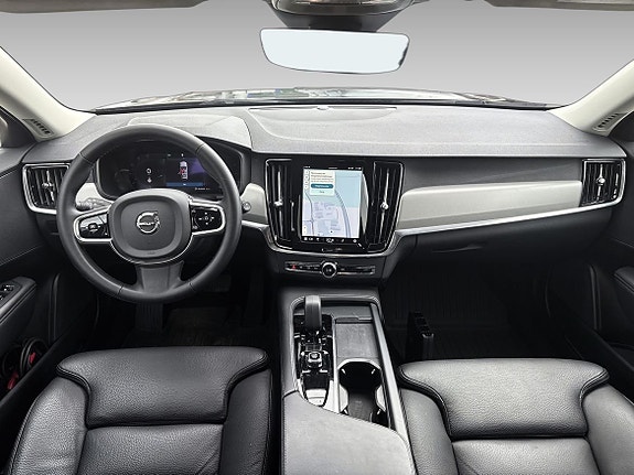 Volvo V90 Cross Country 13 of 16