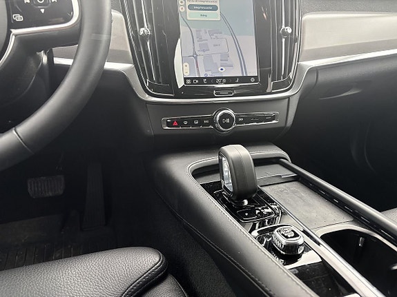 Volvo V90 Cross Country 15 of 16