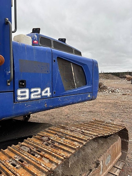 Liebherr R 924 12 of 24
