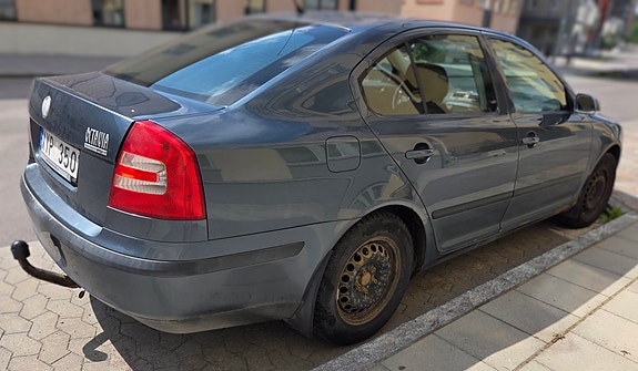 Skoda Octavia 3 of 5