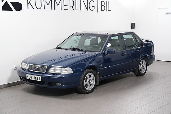 Volvo S70 2 of 5