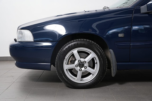 Volvo S70 4 of 5