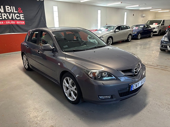 Mazda 3 2 of 5