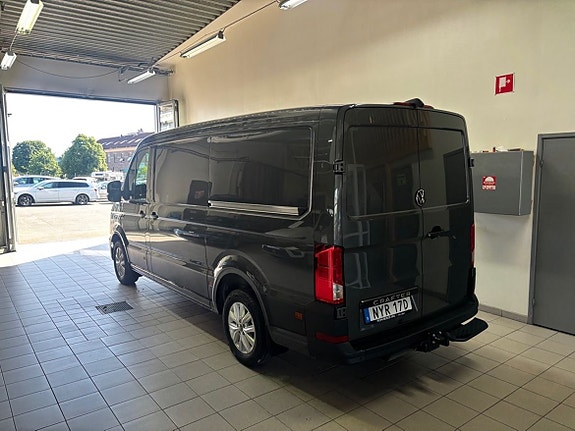 Volkswagen Crafter 3 of 5