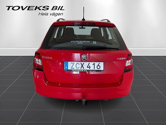 Skoda Fabia 2 of 5