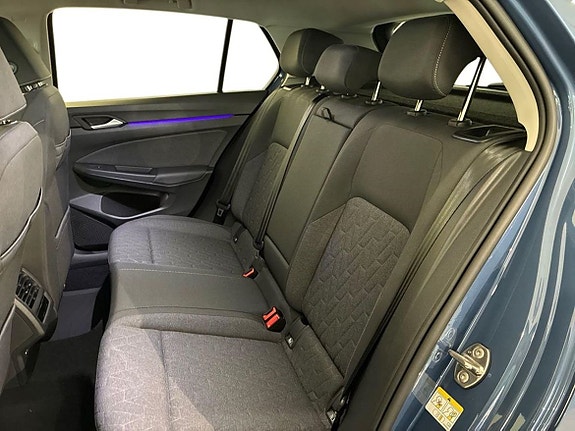 Volkswagen Golf VIII 18 of 19
