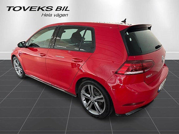 Volkswagen Golf VII 6 of 24