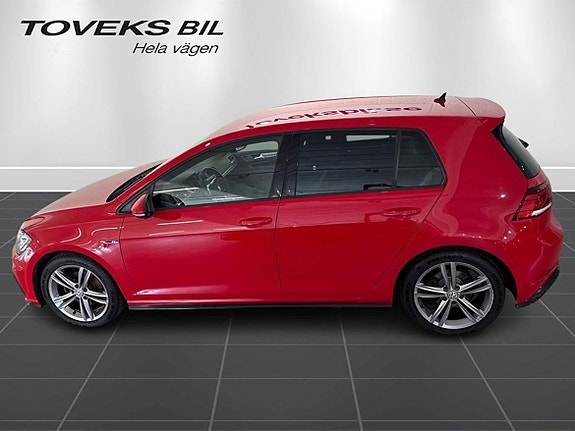 Volkswagen Golf VII 8 of 24