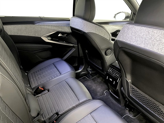 Peugeot 5008 14 of 17