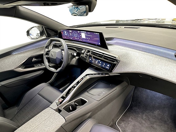 Peugeot 5008 13 of 17