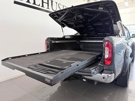 Mercedes-Benz X250 d 8 of 22