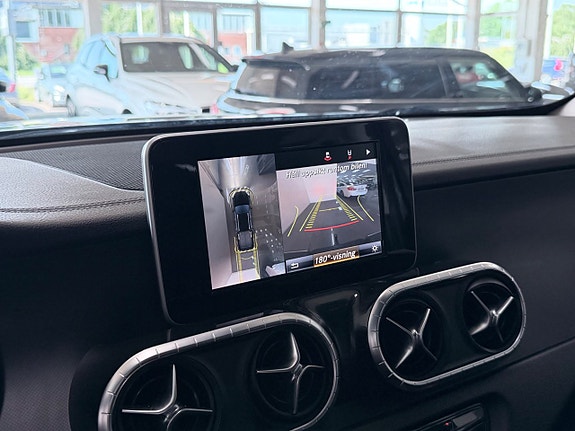 Mercedes-Benz X250 d 19 of 22