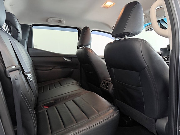 Mercedes-Benz X250 d 11 of 22